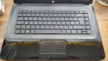 Лаптоп за части HP 2000 ( TPN-i108) 15,6 с изгоряло дъно