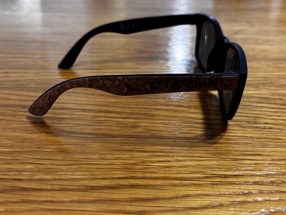 Универсални слънчеви очила