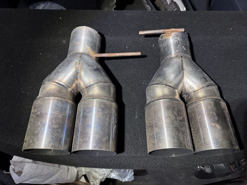 Къстъм двойни накрайници ф76 към 2хф89