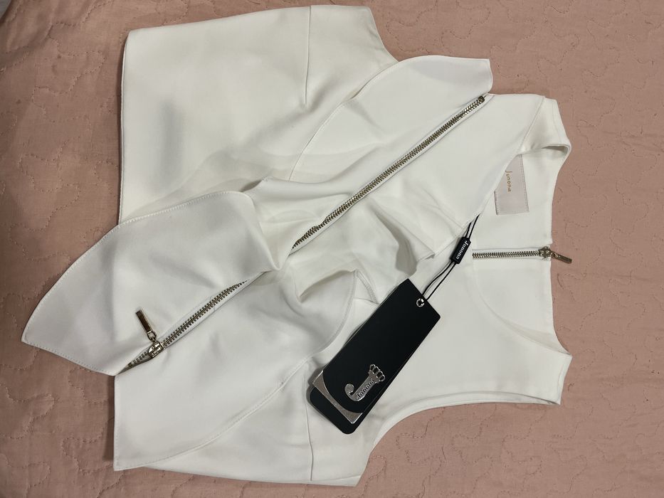 Junona къс бял топ