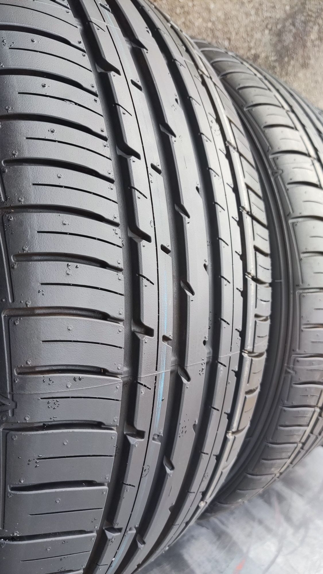 4бр. нови летни гуми 225/45/17 Falken Ziex
dot2022
8.4mm
Чисто н
