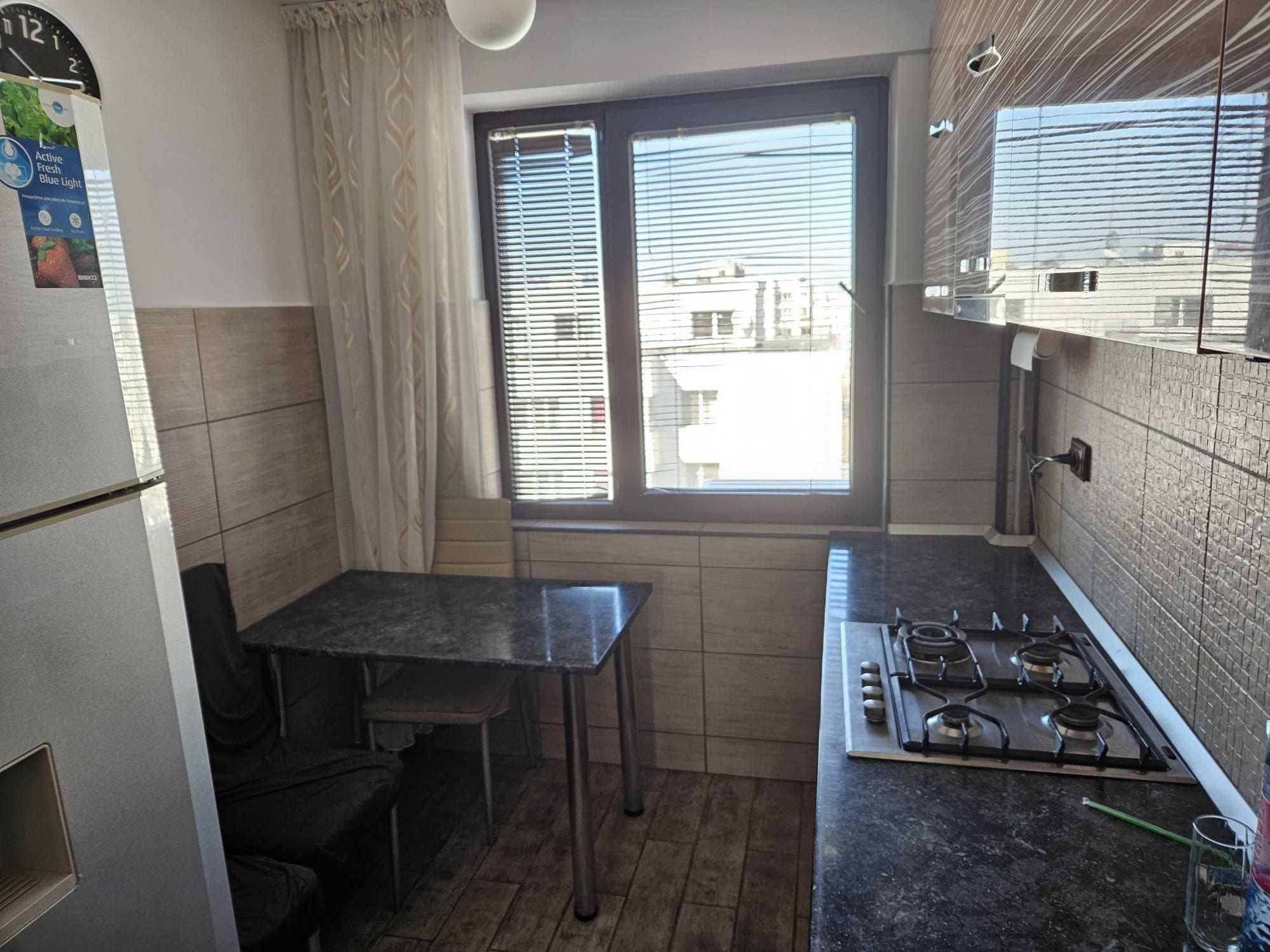 Inchiriez apartament 2 camere metrou trapezului lux