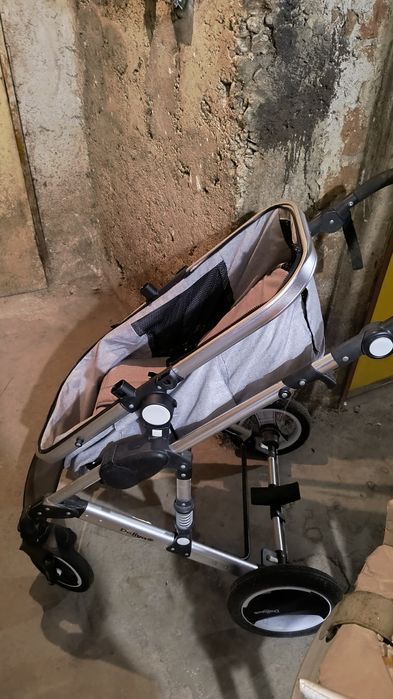 Cărucior pentru copii