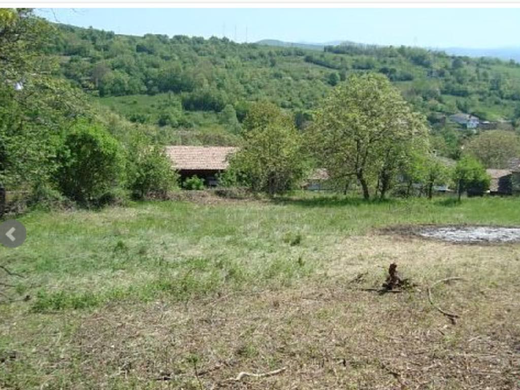 Продавам три парцела УПИ ,ТОК И ВОДА