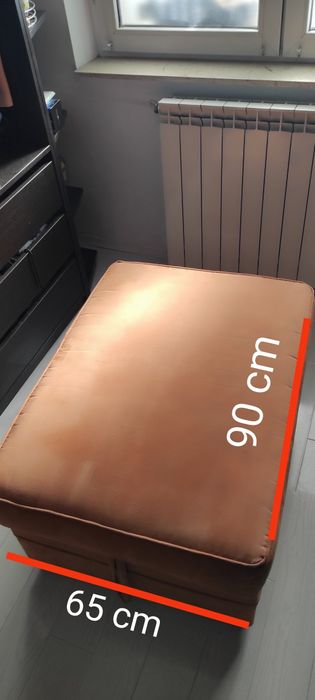 Taburet cu spatiu de depozitare