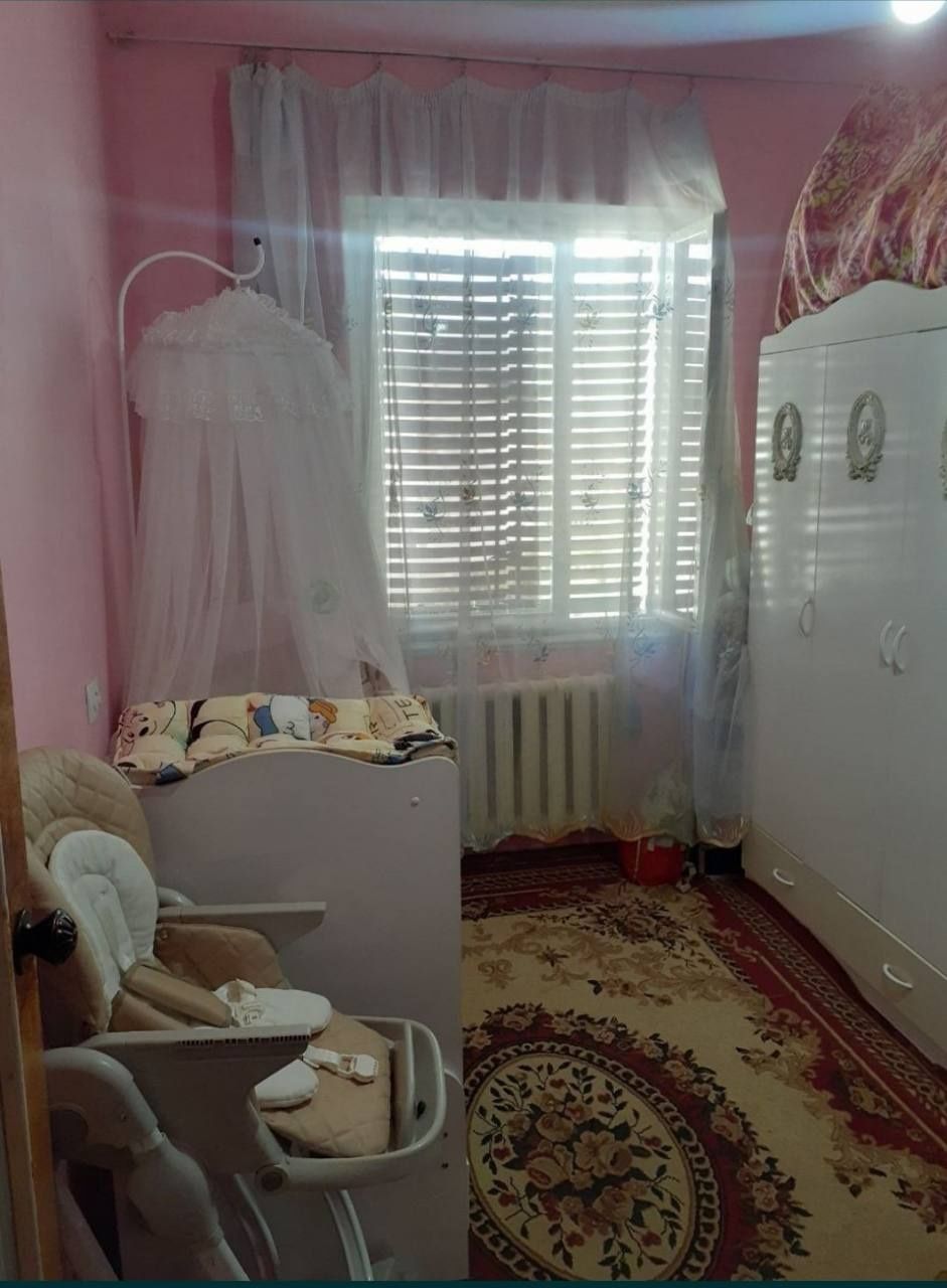 Medgaradok 4 xona sotiladi SROCHNA