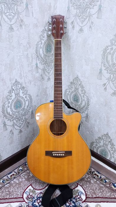 Akkustik Gitara Sotiladi Аккустик Гитара Сотилади