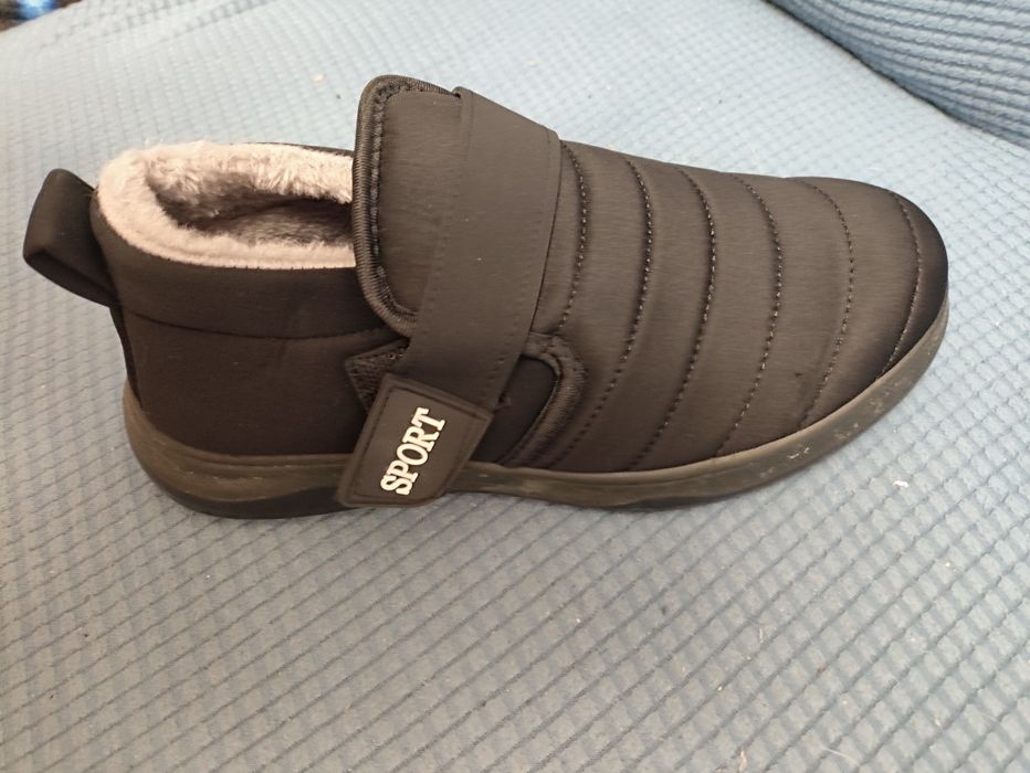 Продам Мужские ботинки