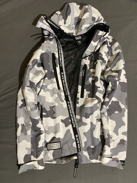 Vând geaca fâs mărimea xs