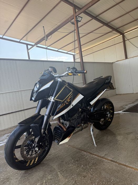 Ktm LC4 Duke 2011 zipi Nu Yamaha  Honda Sau Suzuki