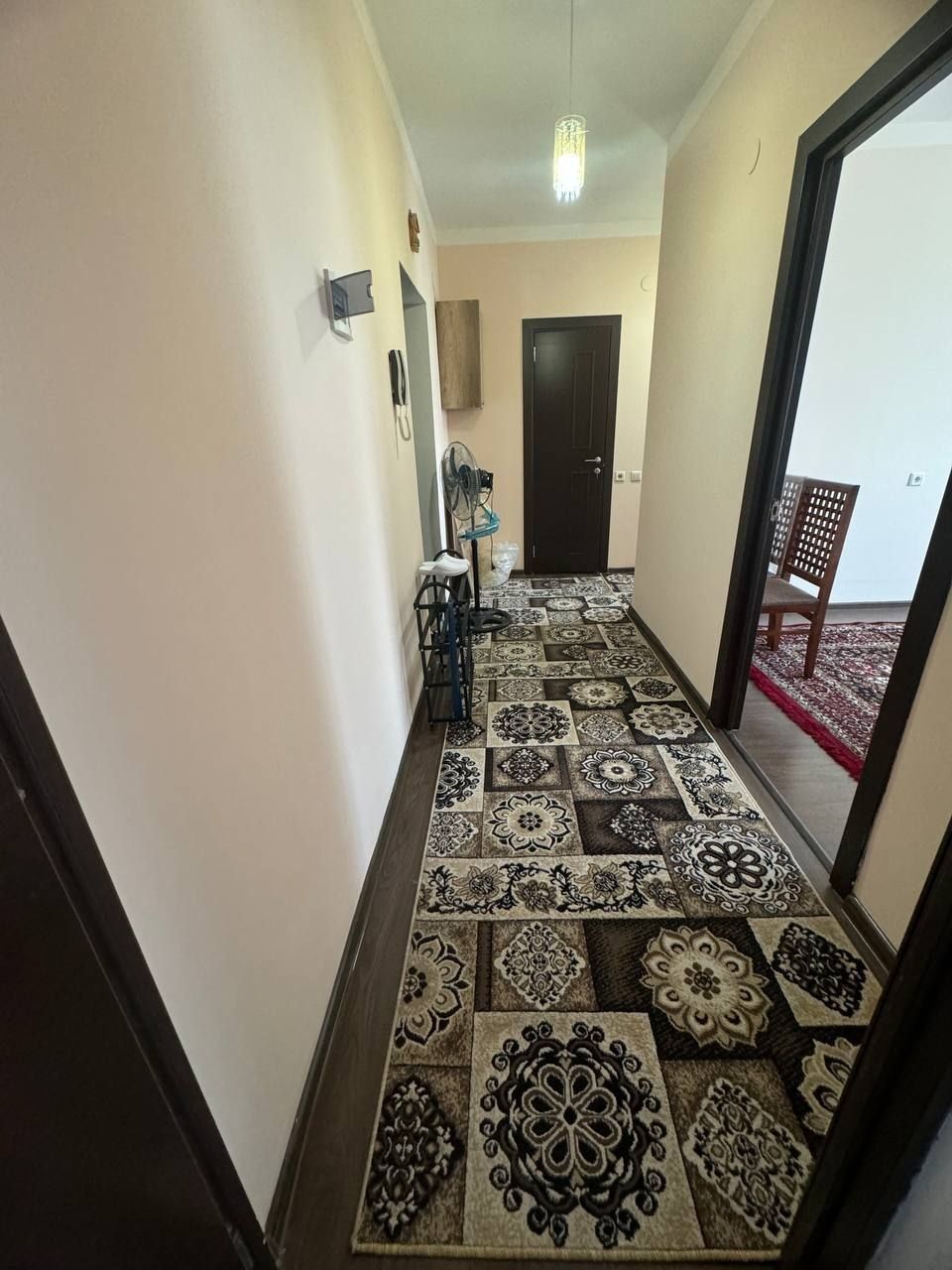 Срочно  сдаётся  квартира  сергели  5а 2 ком семья рядом метро  3 бека