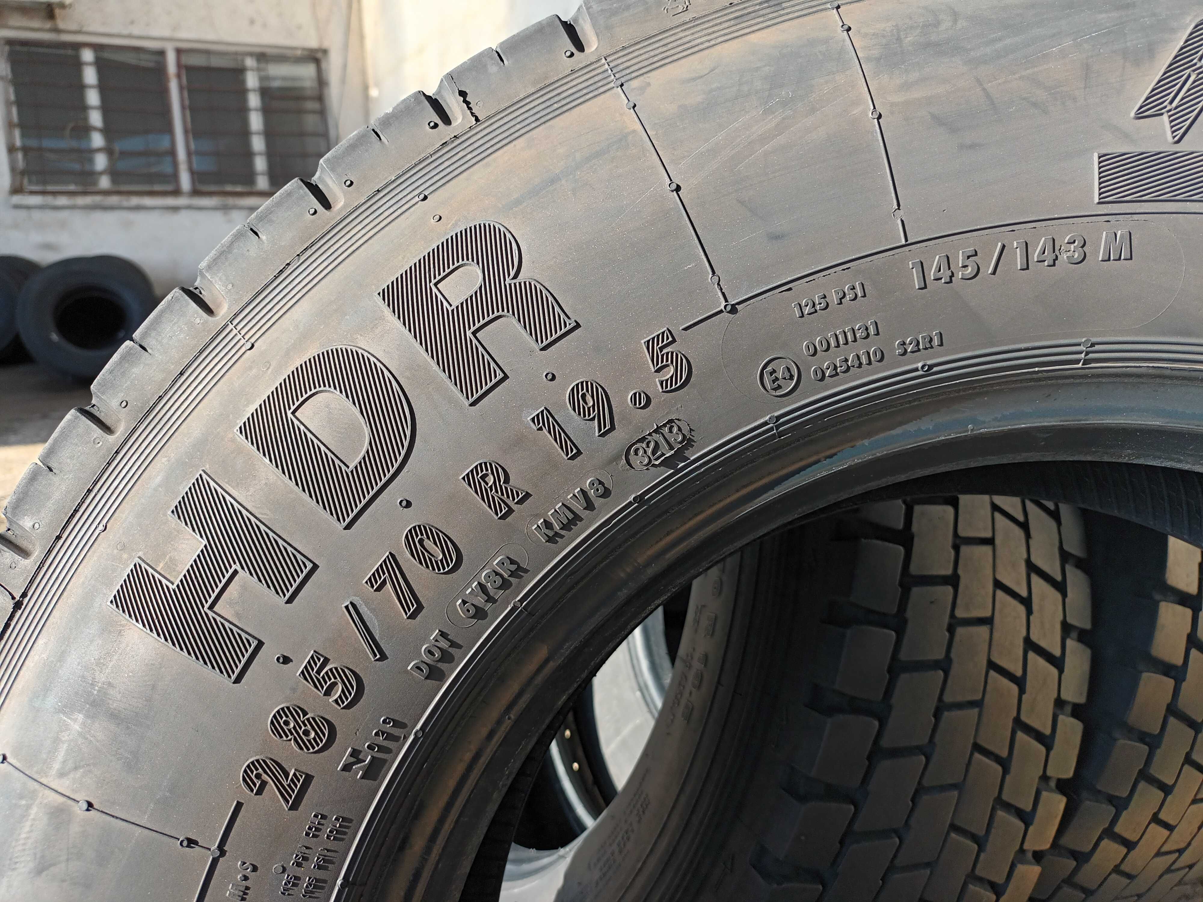 Тежкотоварни гуми 285/70 R19.5 Continental HDR 145/143M M+S