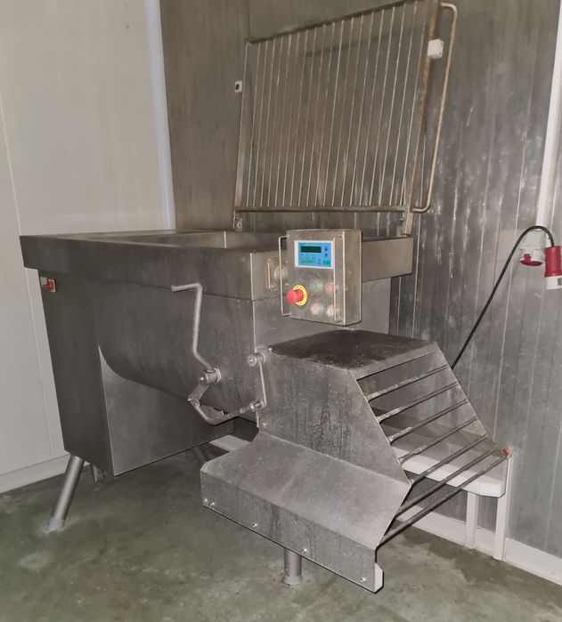 Бъркалка за месо 150кг