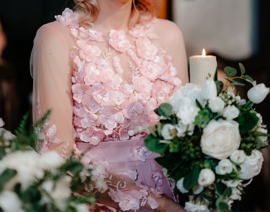 Rochie eleganta cu aplicatii 3D