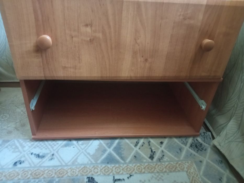 Продам тумбу длинную