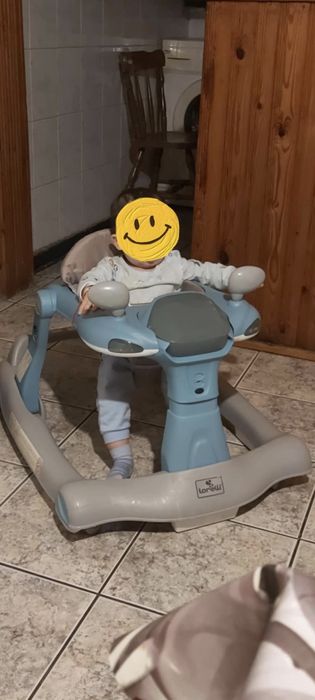 Проходилка и Уокър на едно