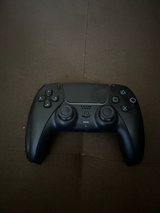Пс5 джойстик черен