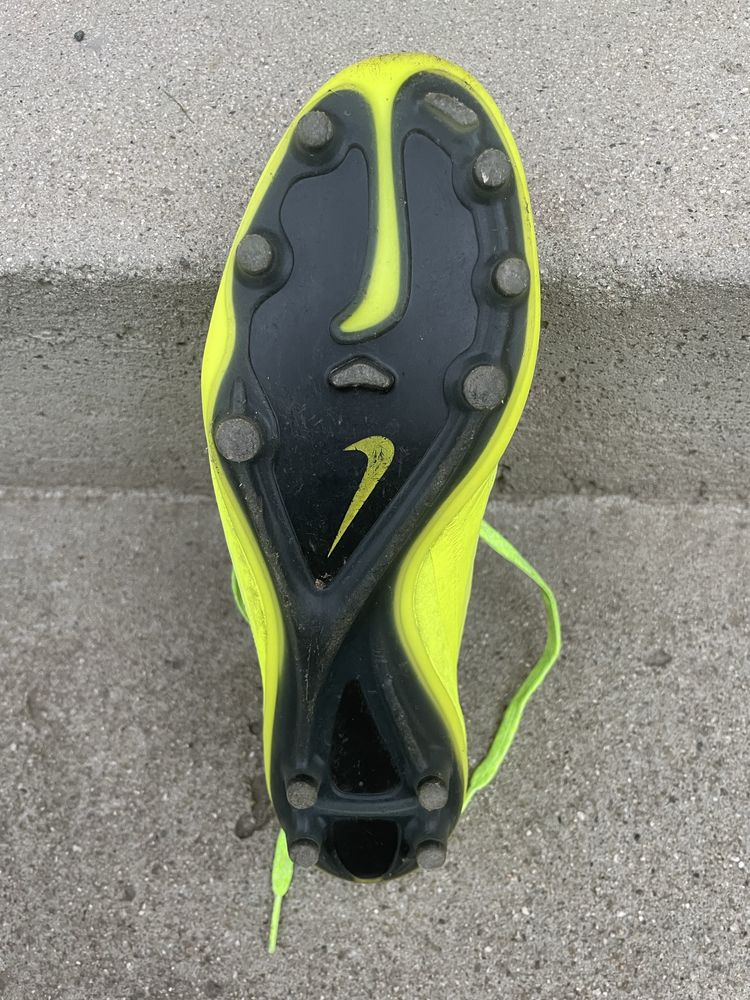 Бутонки Nike 40 номер