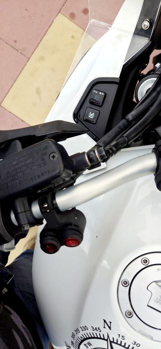 Honda VFR 1200x Crosstourer cu accesorii premium