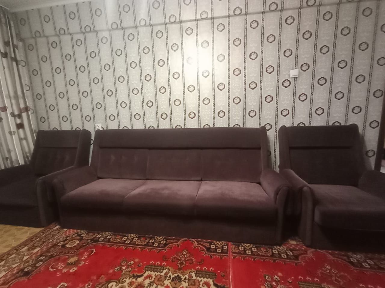Срочно продам диван с 2 кресламии
