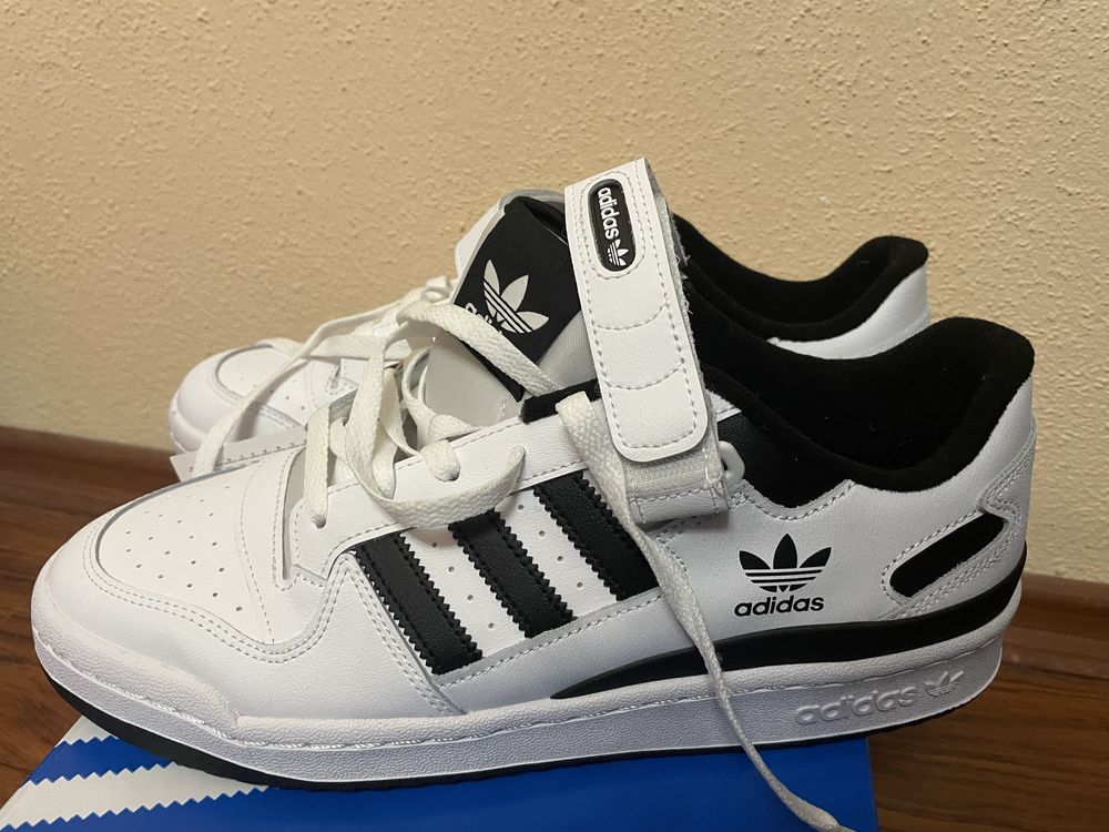 Мъжки маратонки Adidas Forum low 45 1/3