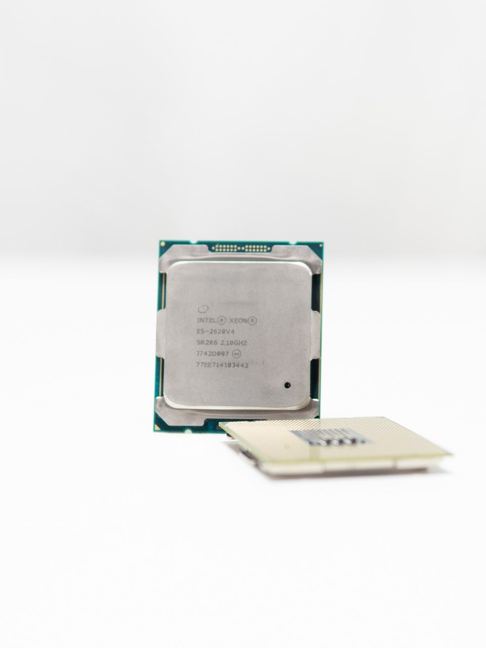 Procesor Intel Xeon E5-2620v4, 8 Cores 16 Threads, 2.1-3.0 Ghz