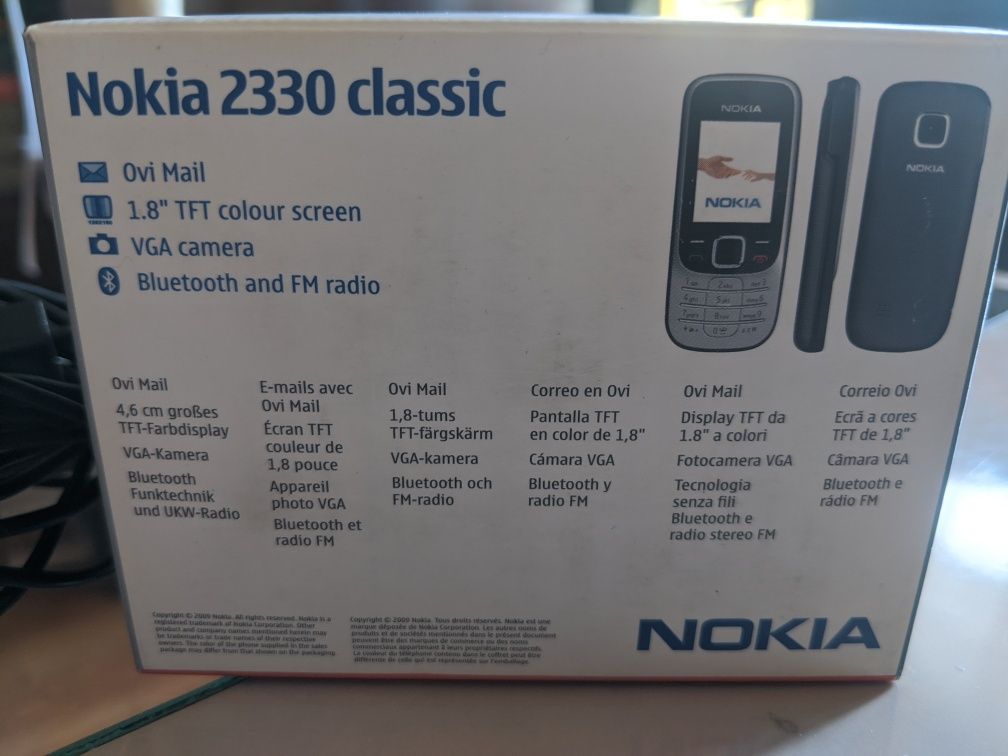 Încărcător și cutie de Nokia 2330 classic