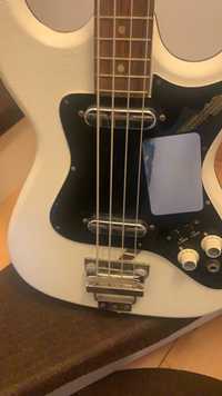 Chitara bass klira triumphator