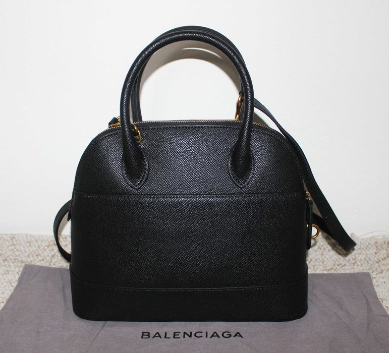 Дамската чанта Balenciaga Ville