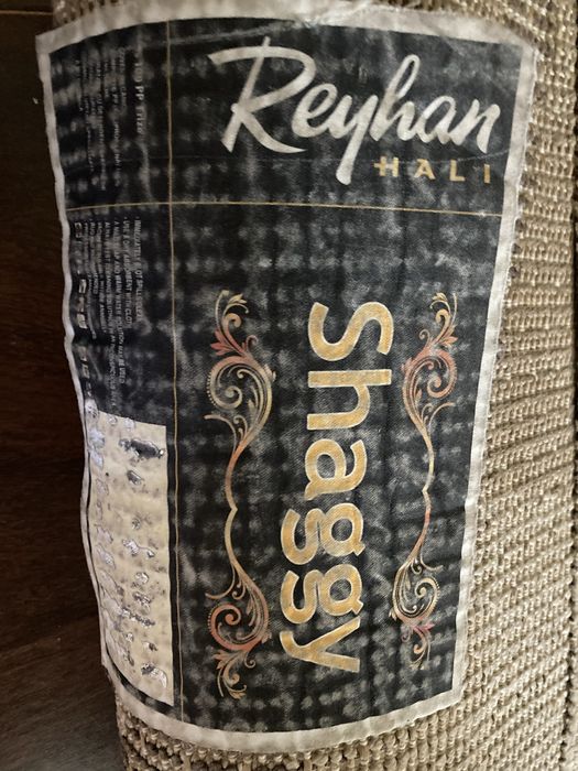 2 Covoare Shaggy , fir lung ,2,4m/1,5 m si unul oval 1,8m/ 1,00 m