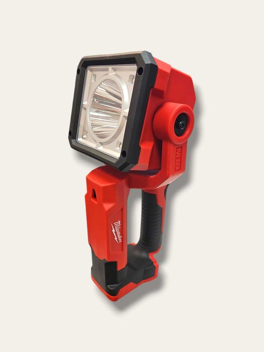 Lanterna LED Profesionala Milwaukee / Amanet Tulcea