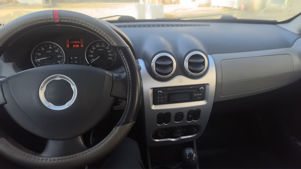 Dacia Sandero 2012 1.2 benzina - AER CONDITIONAT