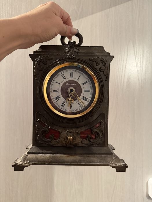 часы Янтарь