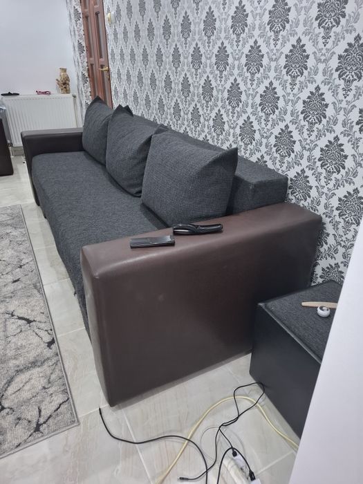 Vand canapea extensibila. Cu 2 fotolii