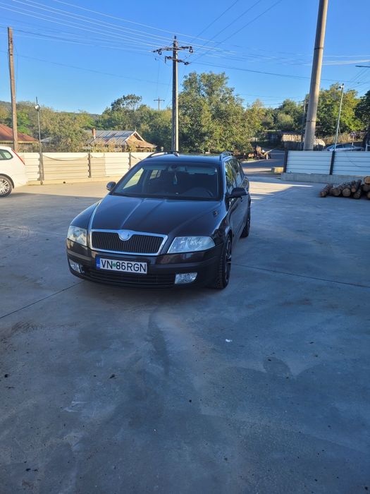 Vând skoda Octavia 2