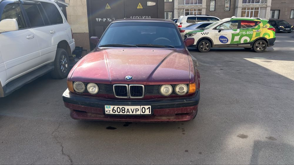 Продам или обменяю Бмв Е32