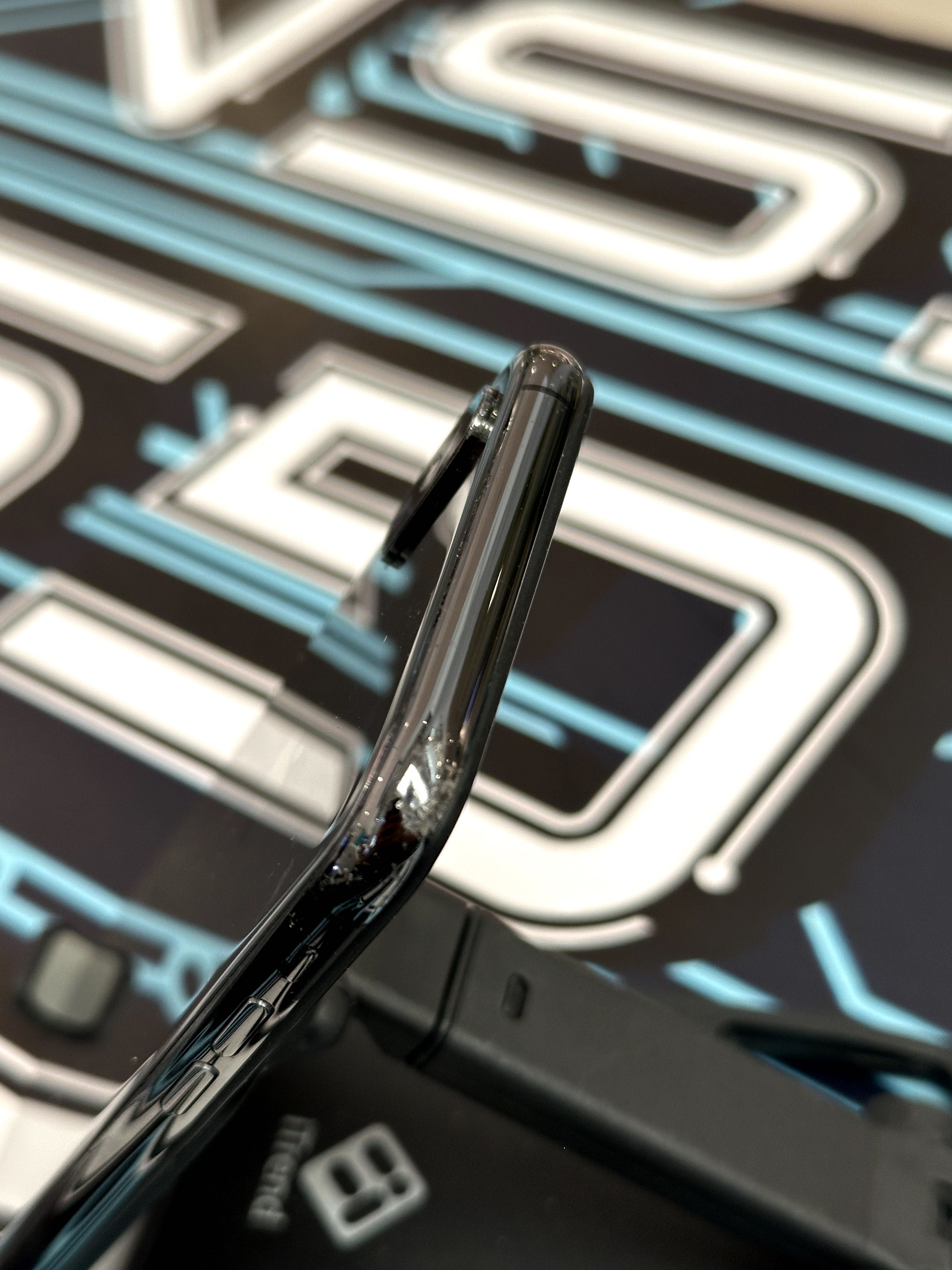 iPhone XS - 256GB - Negru - 81% baterie