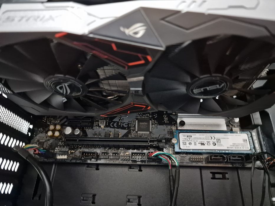 PC Gaming/Edit(i5-10600KF+RX570+16GB RAM)