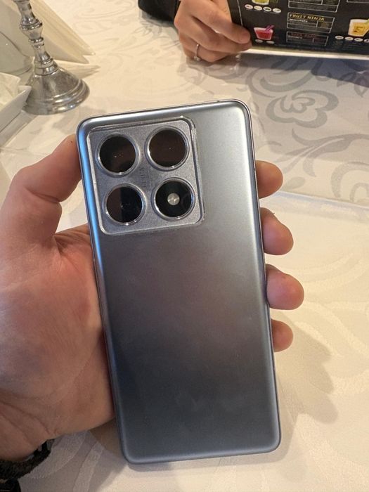 Xiaomi 14T Pro – 16GB RAM, 512GB stocare, camere Leica – stare impecab