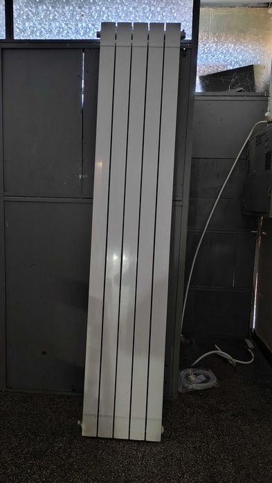 Продавам радиатор kalis