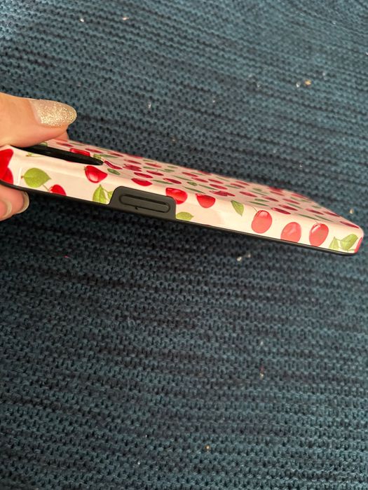 Husa iphone 14 cu cirese