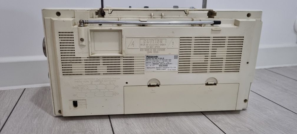 Radio casetofon Panasonic RX F32LS National, made in Japan