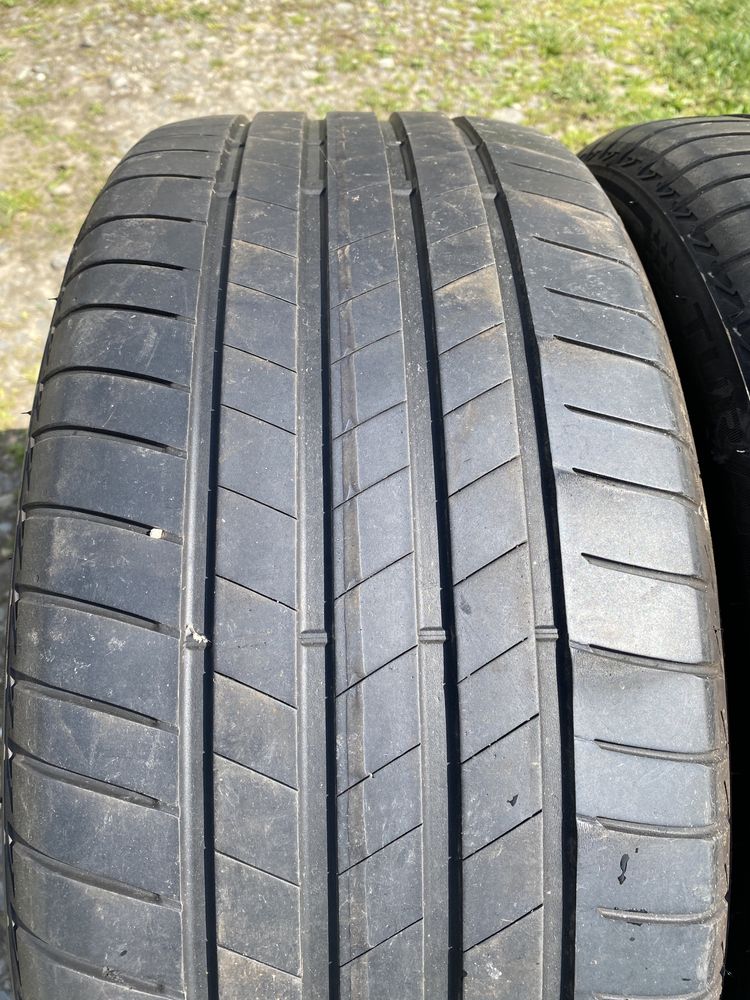 Set 2 anvelope 255 40 r20 bridgestone de vara