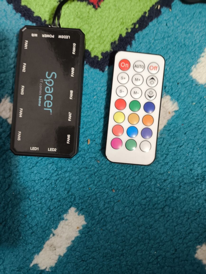Set 4 ventilatoare ARGB cu controller