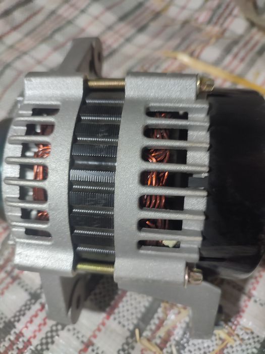 Нексия матиз генератор сотилади