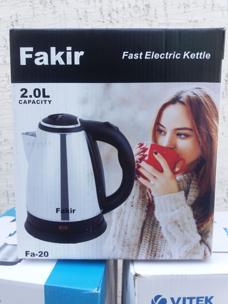 Чайники электрические FAKIR 2л новые в упаковке