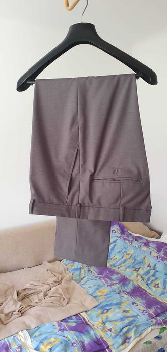 Costum barbatesc elegant