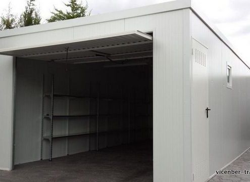 Garaj metalic din panouri sandwich 4.1 x 6m