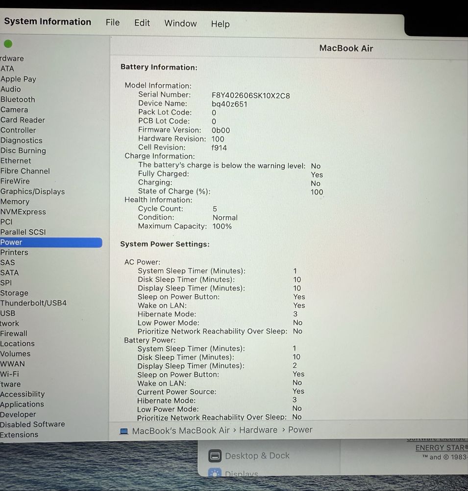 Лаптоп Apple MacBook Air 13", Чип Apple M3, 8GB, 256GB, Starlight