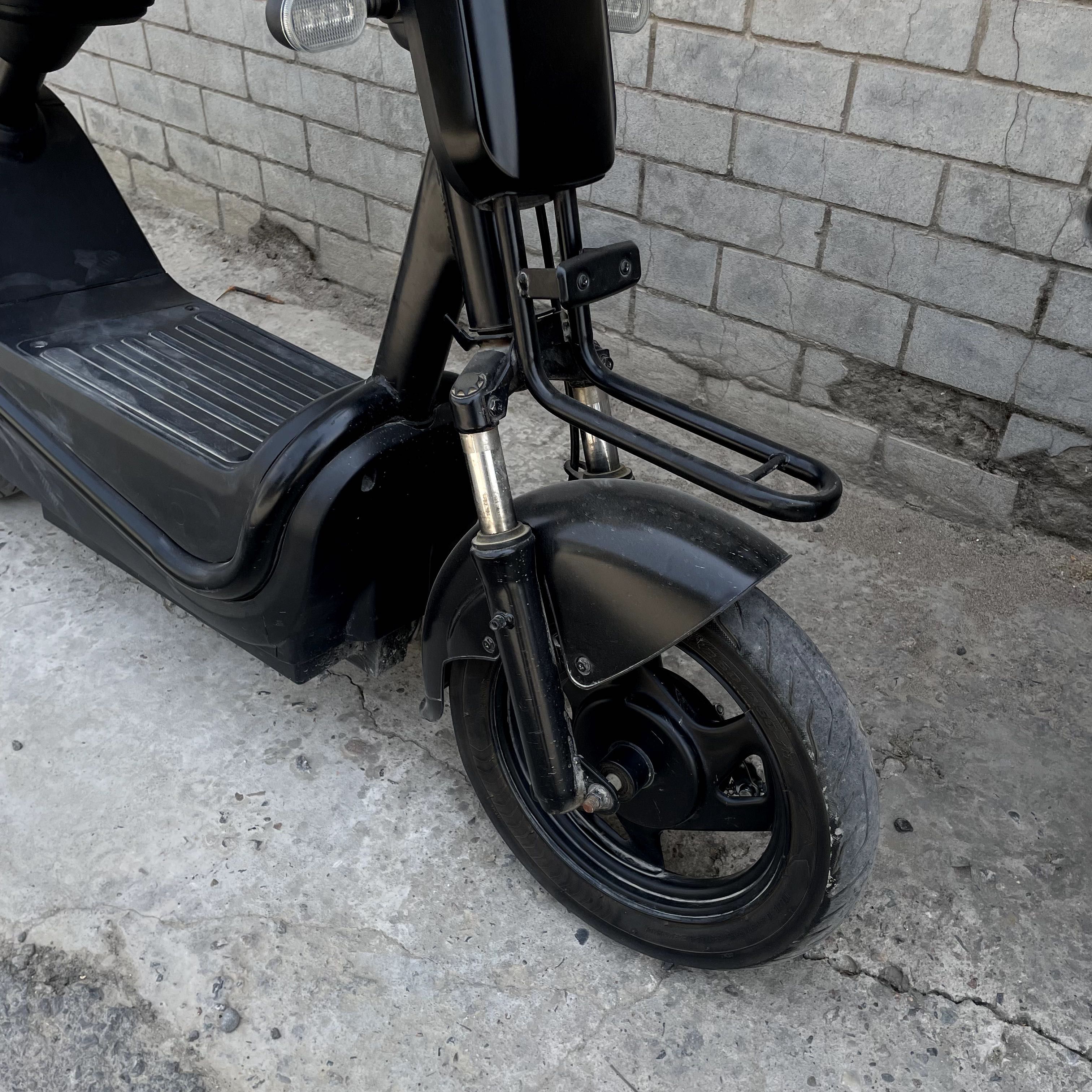 skuter moto barter iphone